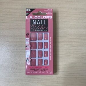 L.A. Colors Nail Vibe Kit - Sweetheart Pink